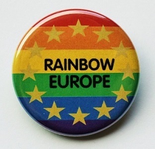 Rainbow Europe Button M