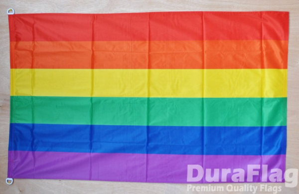 Hochwertige Duraflag Regenbogen-Fahne L 90 x 150 cm mit 2 Ringen, ohne verstärkte Kante